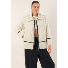 Hazelin Kadın Beyaz Siyah Detaylı Fermuarlı Içi Astarlı Çift Cepli Peluş Mont HZL24W-BD151731