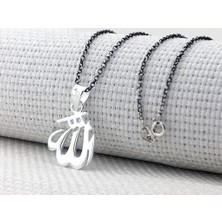 Takıhan Allah Yazılı Küçük Boy Parlak 925 Ayar Gümüş Kadın Kolye