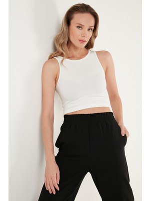 Lela Fitilli Super Crop Örme Bayan Atlet %95 Polyester Sıfır Yaka Hafif Tasarım 5865554
