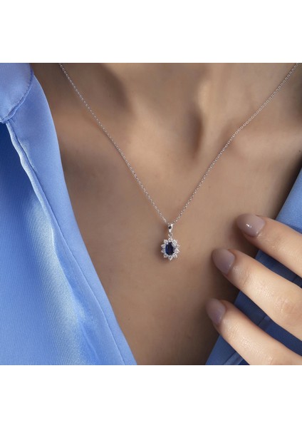 0.84 Ct F-G Vs-Si 2.83 gr 14 K Jwd Safir Kolye