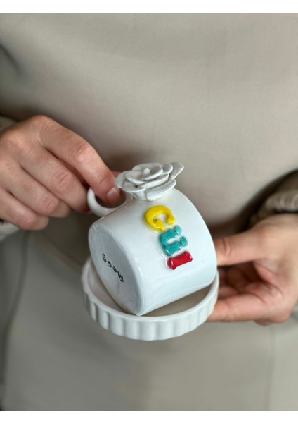 Gül Figürlü Isimli Mug modelleri