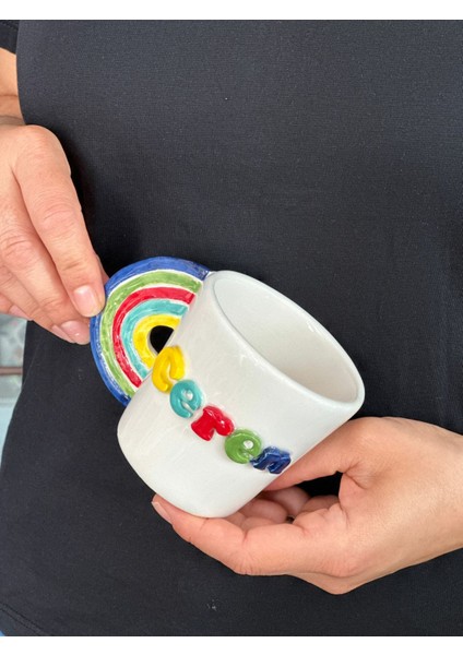 Tutacaklı Gökkuşağı Kupa