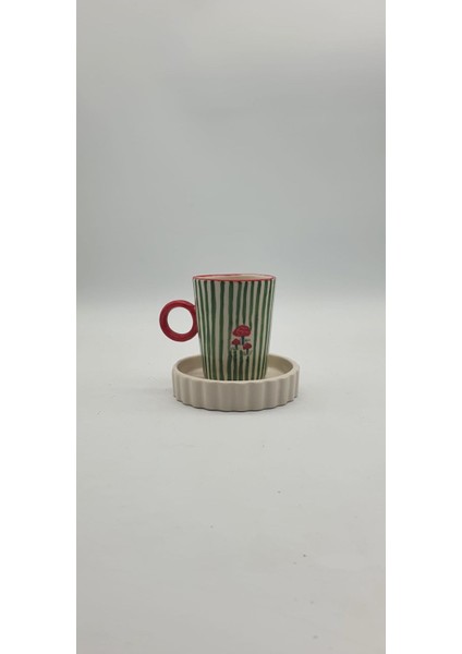 El Boyaması Mantar Dekorlu Çizgili Fincan