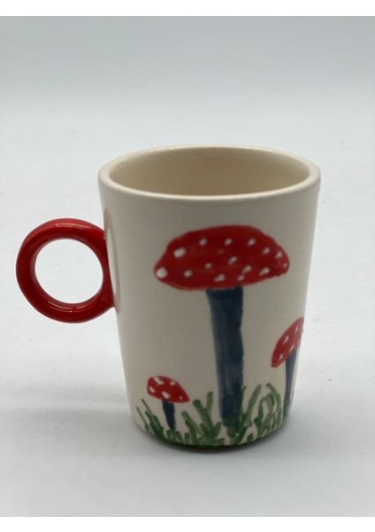 El Boyaması Mantar Dekorlu Fincan modelleri