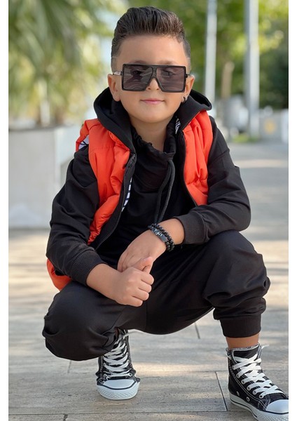 Şişme Yelekli Kapüşonlu Çift Cepli 3'lü Erkek Çocuk Eşofman Takım modelleri