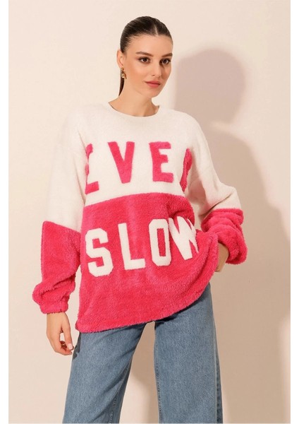 Kadın Fuşya Beyaz Blok Ever Slow Baskılı Rahat Peluş Sweatshirt HZL23W-BD1554781 modelleri