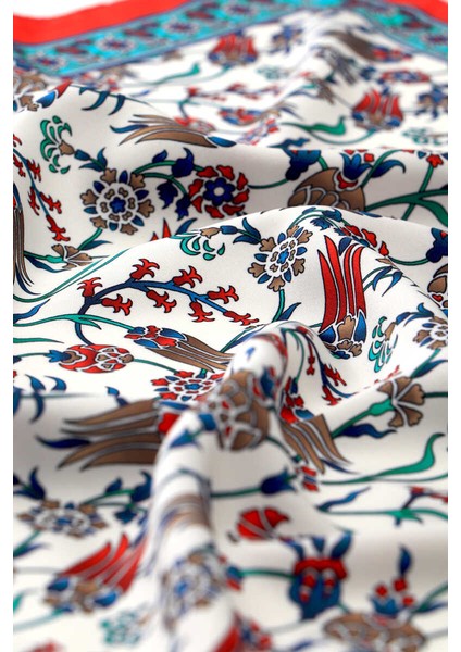 Kırmızı Lale Desen Ipeksi Mendil modelleri