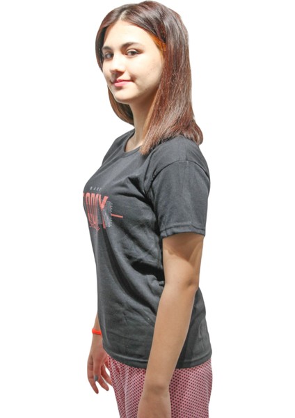 İNCI2932 Kadın Kısa Kol Yuv.yaka Pamuklu Düz Paça Pijama Takımı modelleri