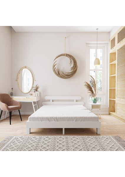 Damla Model Beyaz Renk Çam Ahşap Karyola