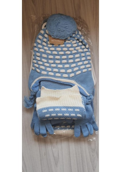 Erkek Çocuk Atkı Bere Eldiven Set ( Mavi - Beyaz )