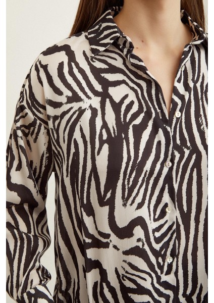 Zebra Desen V Yaka Saten Gömlek modelleri