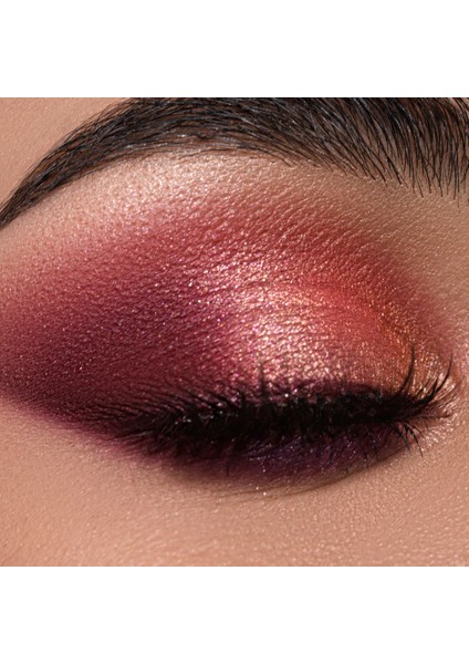 Comely Eyeshadow 16 Renk Far Paleti, Yüksek Pigmentasyon, Topaklanmaz, Kolay Dağılım
