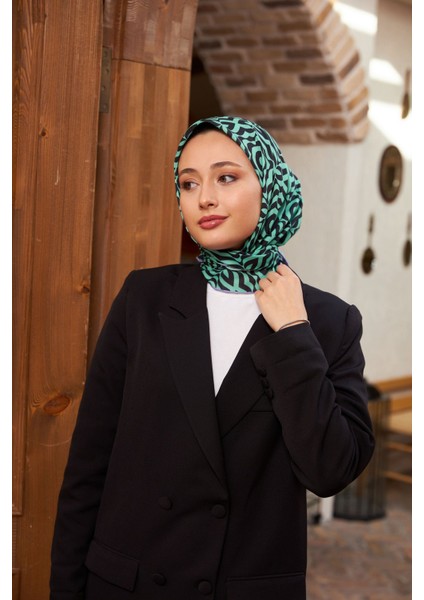 Geo Trefoil Soft Eşarp Haki Siyah 1159-15