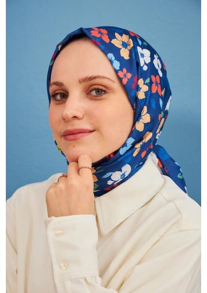 Amelia Desenli Pamuk Şal Parlament Mavi 3025-15