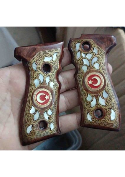 16 Lı Yavuz 16 Lı Ahşap Kabze