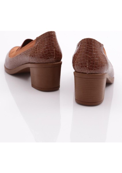 23021 Kadin Topuklu Ayakkabı modelleri