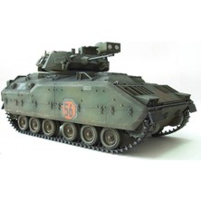 Tamiya 1/35 Us. M2 Bradley I.f.v. Plastik Tank Maket Kiti