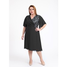 Lilas Xxl Büyük Beden Siyah Renkli Kruvaze Yaka Şifon Abiye Elbise