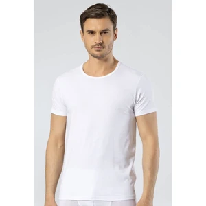 - Bisiklet Yaka Beyaz T-shirt