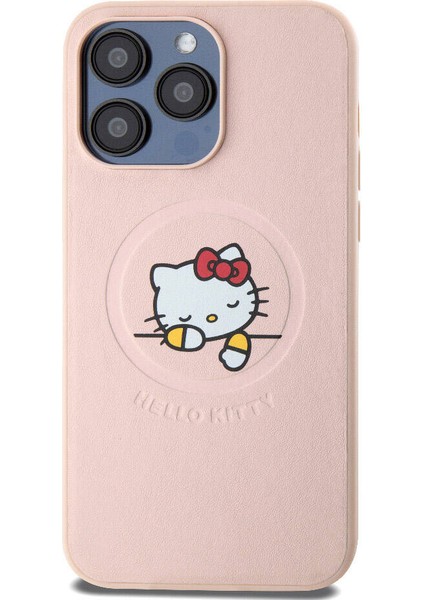 Apple iPhone 15 Pro Max Hello Kitty Lisans Magsafe Özellik Baskı Logolu Uyuyan Kitty Deri Pembe