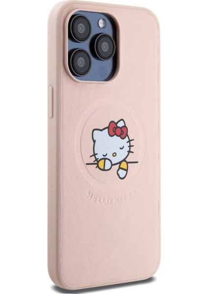 Apple iPhone 15 Pro Max Hello Kitty Lisans Magsafe Özellik Baskı Logolu Uyuyan Kitty Deri Pembe