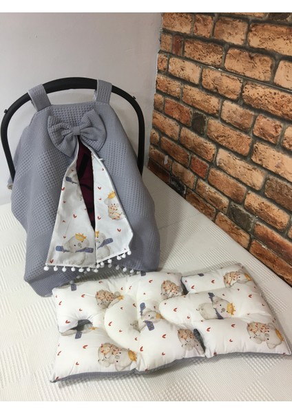 Buse Baby Home Gri Pikeli ve Poplin Kumaş, Ponponlu Puset Örtüsü ve Puset Minderi 2'li Set