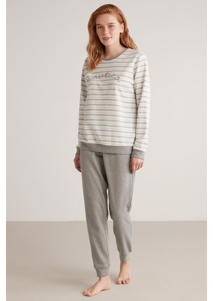 Uzun Kol Yumuşak Dokulu Kadın Pijama Takım W612