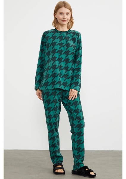 Sıfır Yaka Desenli Polar Pijama Takım - Yeşil