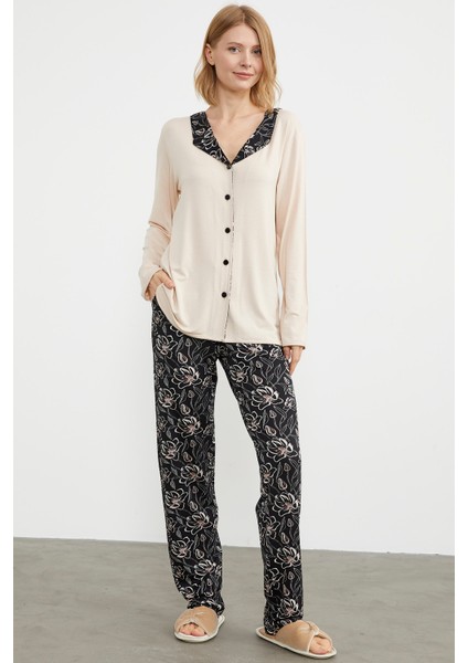 Açık Yaka Düğmeli Pijama Takım - Bej modelleri