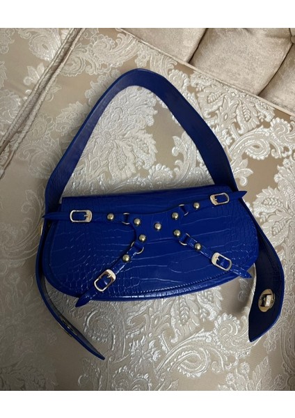 Kroko Desen Çift Taraflı Özel Kilit Sistemli Kadın Kol Çantası