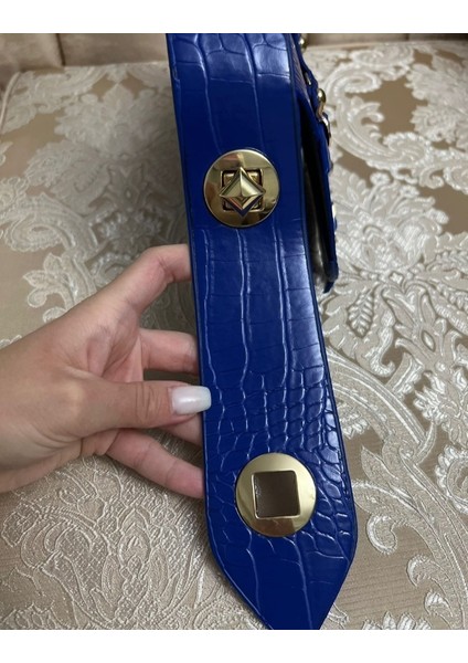 Kroko Desen Çift Taraflı Özel Kilit Sistemli Kadın Kol Çantası