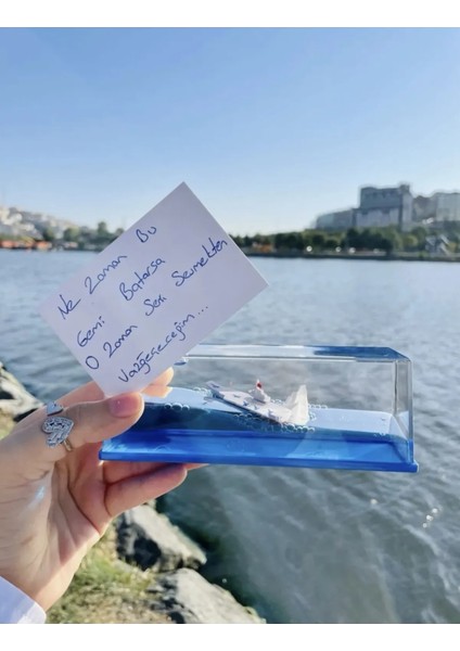 Batmayan Gemi Aşk Gemisi Akvaryum Fanus