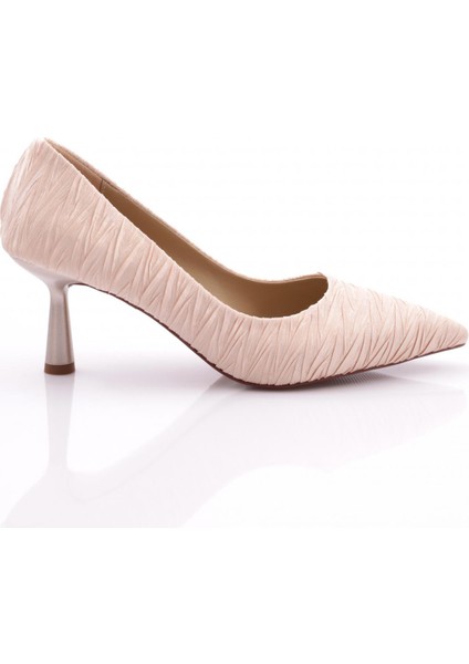37025 Kadin Topuklu Ayakkabi