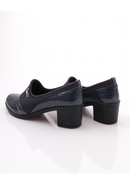 23031 Kadin Kurdela Desenli Topuklu Ayakkabi modelleri