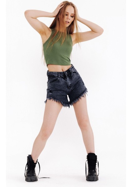 Siyah Yüksek Bel Yırtıklı Mini Denim Şort