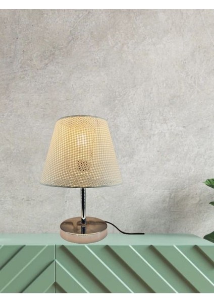 Krom Kaplama Metal Ayak Hasır Hazeran Açık Krem Konik Model Şapkalı Abajur Masa Lambası