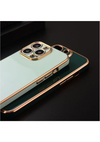 Apple iPhone 11 Uyumlu Golden Silikon Kılıf Siyah.