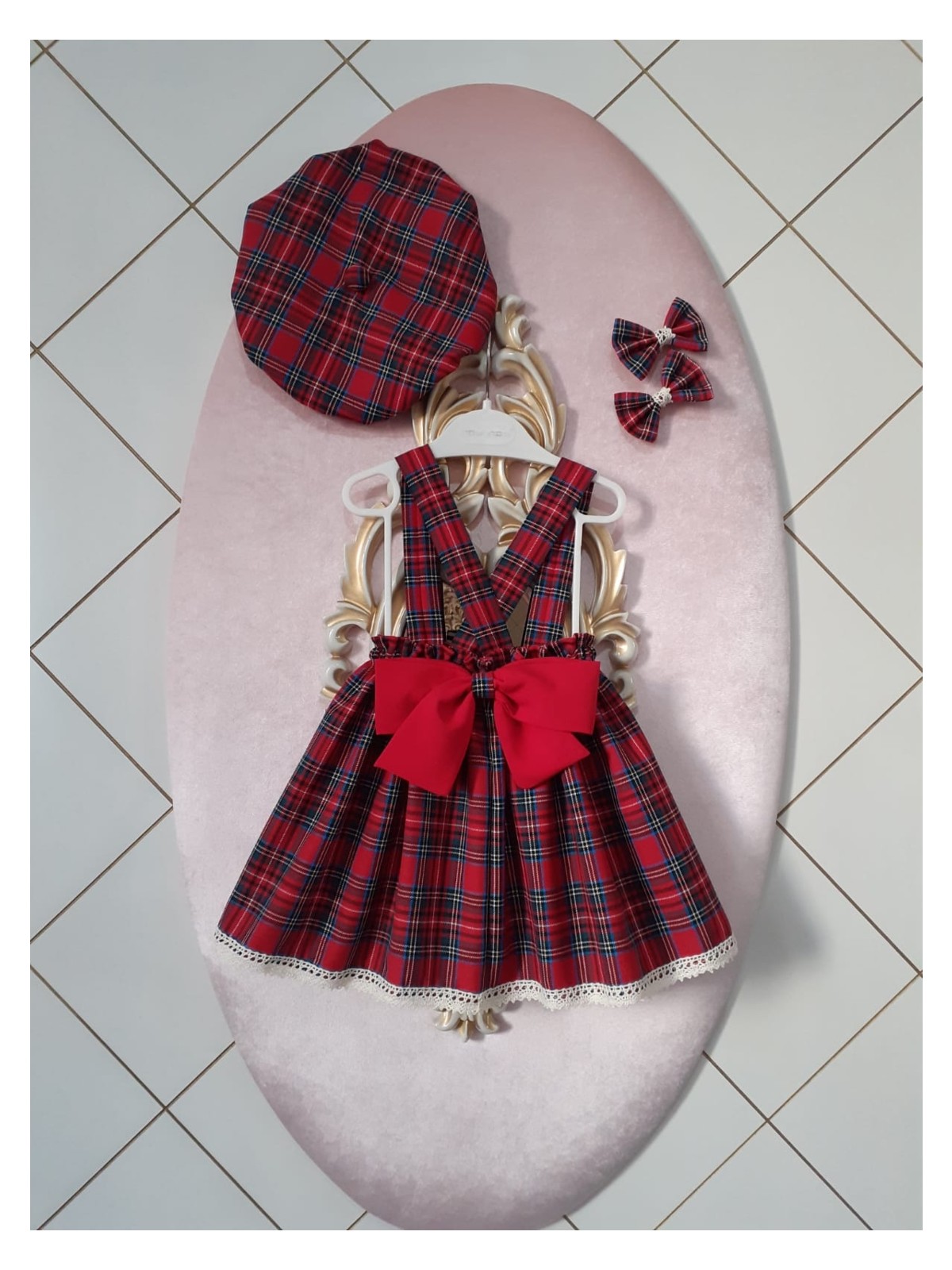 Eylülce Butik Kız Çocuk Ekoseli Salopet Elbise & Şapka & Toka Takım