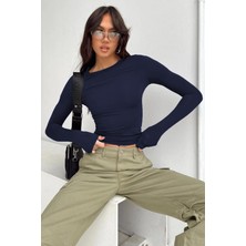 Madmext Lacivert Bisiklet Yaka Basic Uzun Kollu Body MG1701