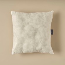 Bella Maison Beyaz Dekoratif Yastık 45x45 cm El Yapımı Kolay Bakım Özellikli 1 Adet