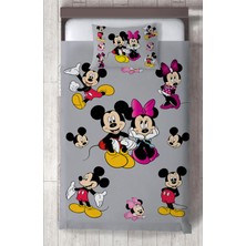 Mekta Home Bebek ve Çocuk Odası Mickey ve Minnie Mause Desenli Seksekli Yatak Örtüsü