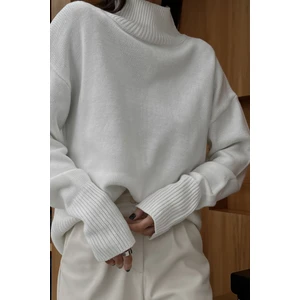 Mad Girls Beyaz Balıkçı Yaka Kazak MG1252