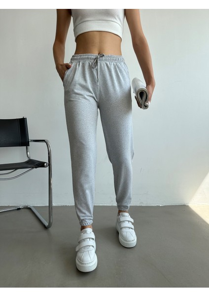 Kadın Siyah Yüksek Belli Jogger Eşofman Altı Paça Lastikli