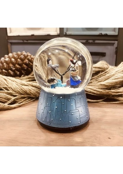 Sevgililer Günü Özel Büyük Boy Püskürtmeli Işıklı Müzikli Kış Masalı 16 cm Pil Hediyeli