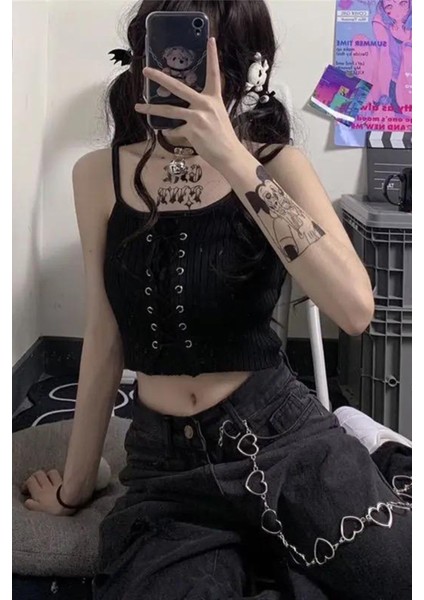 Siyah Kuşgözü Bağcık Detaylı Askılı Crop T-Shirt