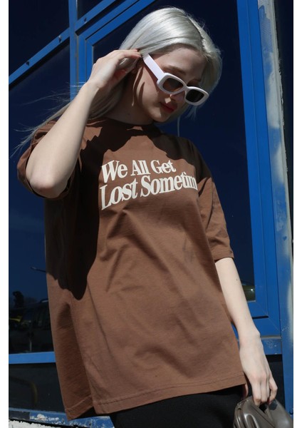 Kahverengi Baskılı Oversize Tişört MG1532