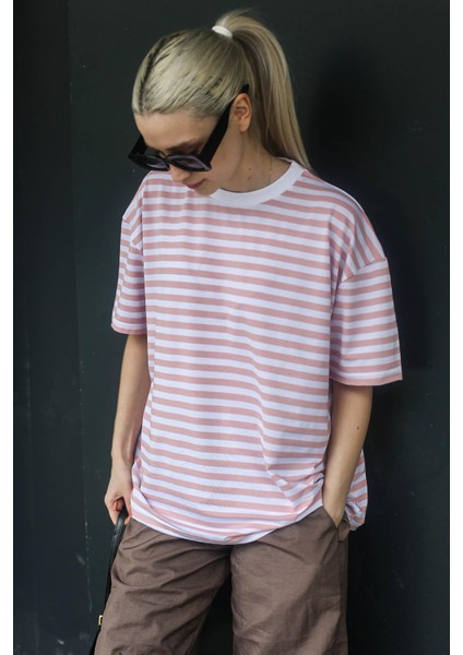 Pembe Çizgili Bisiklet Yaka Tişört MG1656