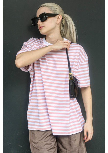 Pembe Çizgili Bisiklet Yaka Tişört MG1656