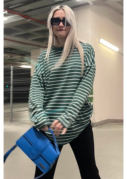 Yeşil Çizgili Sweatshirt MG980 fırsatları