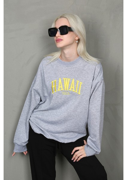 Gri Bisiklet Yaka Baskılı Sweatshirt MG1922